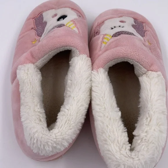 SOLD - Girls pajamas. 11 pieces. Size 6/6X - Picture 9 of 10